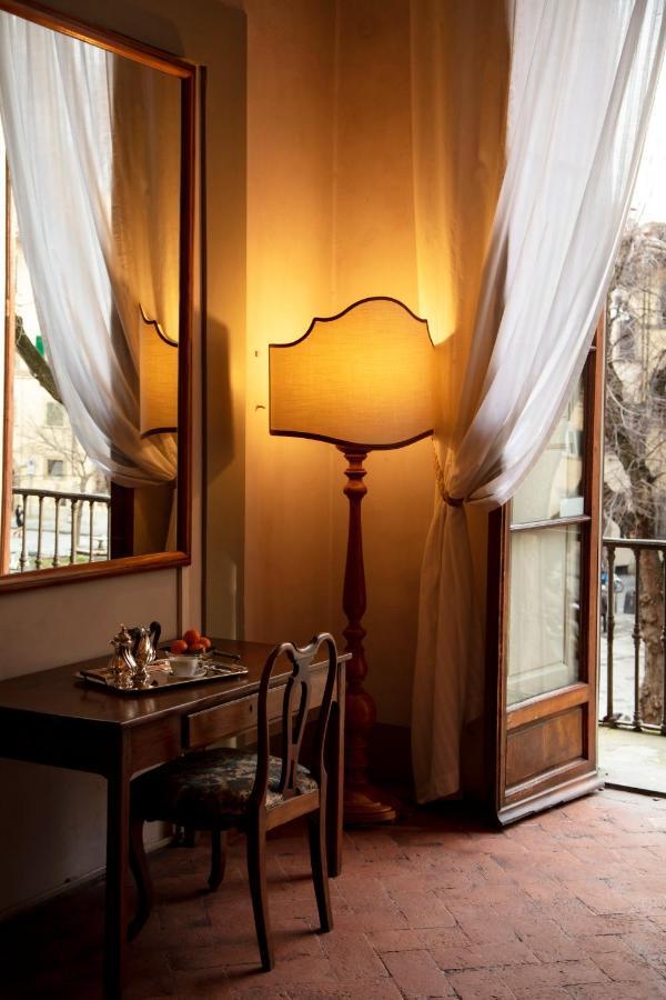 Hotel Palazzo Guadagni Florenţa Exterior foto