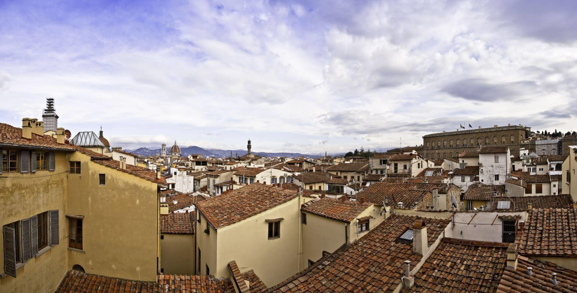 Hotel Palazzo Guadagni Florenţa Exterior foto